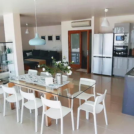 ホテル Mavie ダッチャ